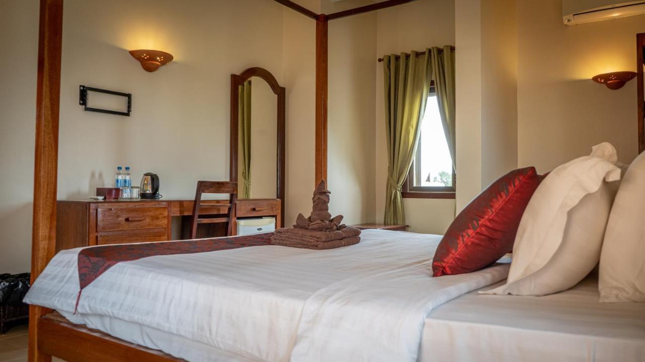Den Hotel Totonou Σιέμ Ρέαπ Εξωτερικό φωτογραφία