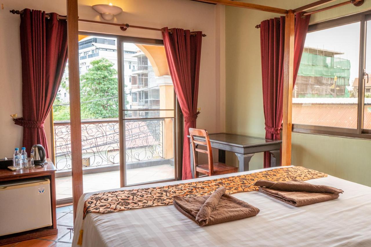 Den Hotel Totonou Σιέμ Ρέαπ Εξωτερικό φωτογραφία